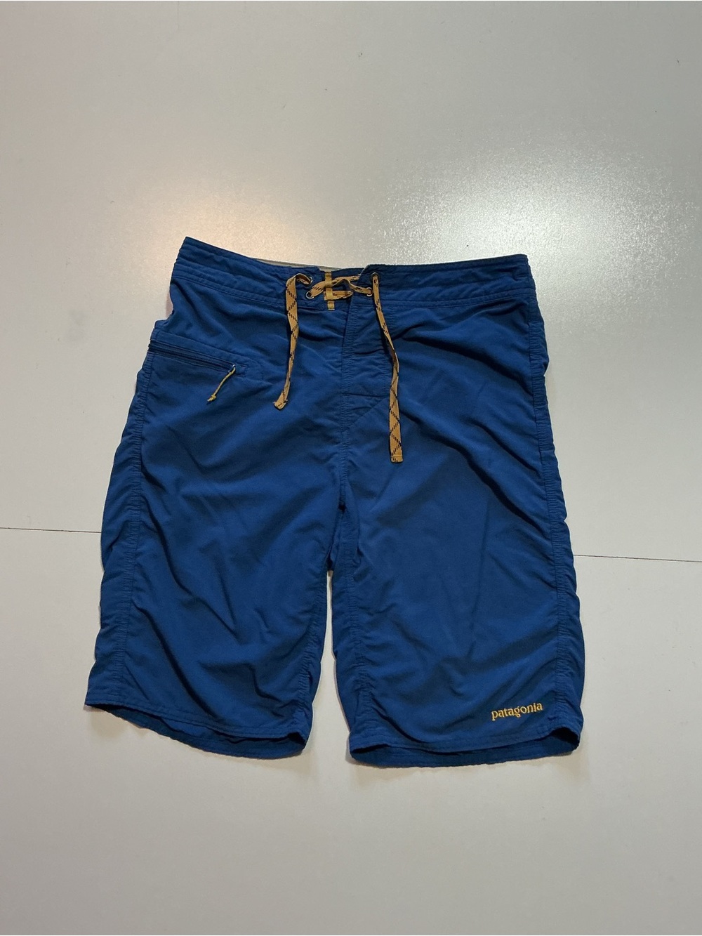 Patagonia Wavefarer Superior Blue 10"
Inseam DWR Men's Board Shorts